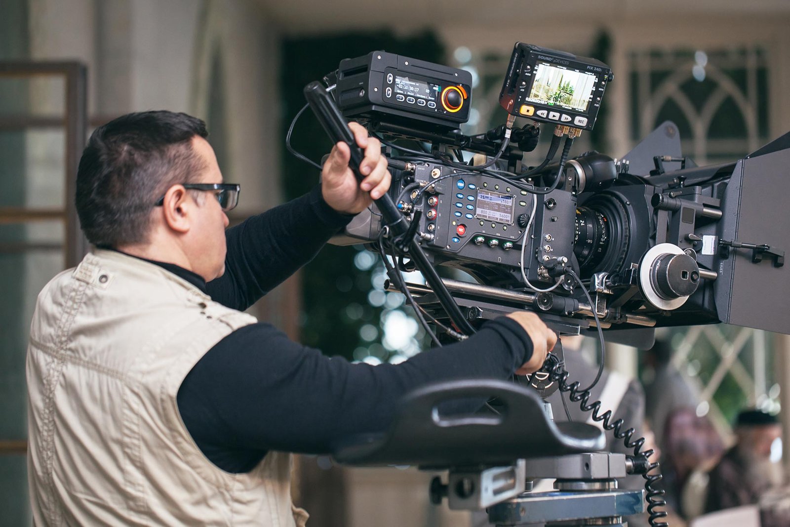 professional-camera-man-at-work-2022-02-09-18-59-44-utc-1